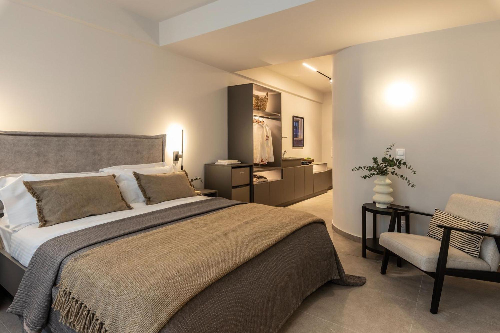 Celestial Athens Suites At Praxitelous Exteriör bild