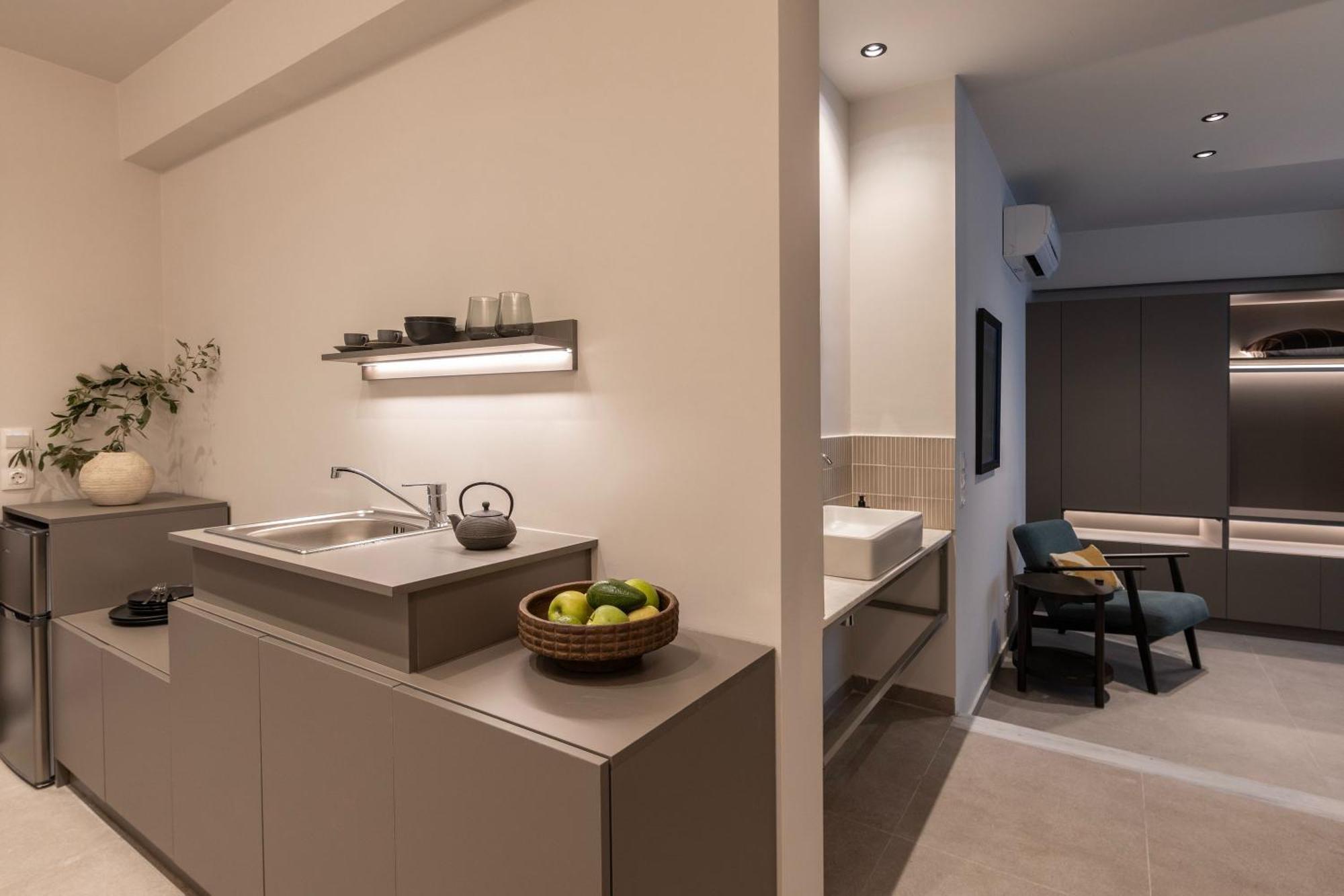 Celestial Athens Suites At Praxitelous Exteriör bild