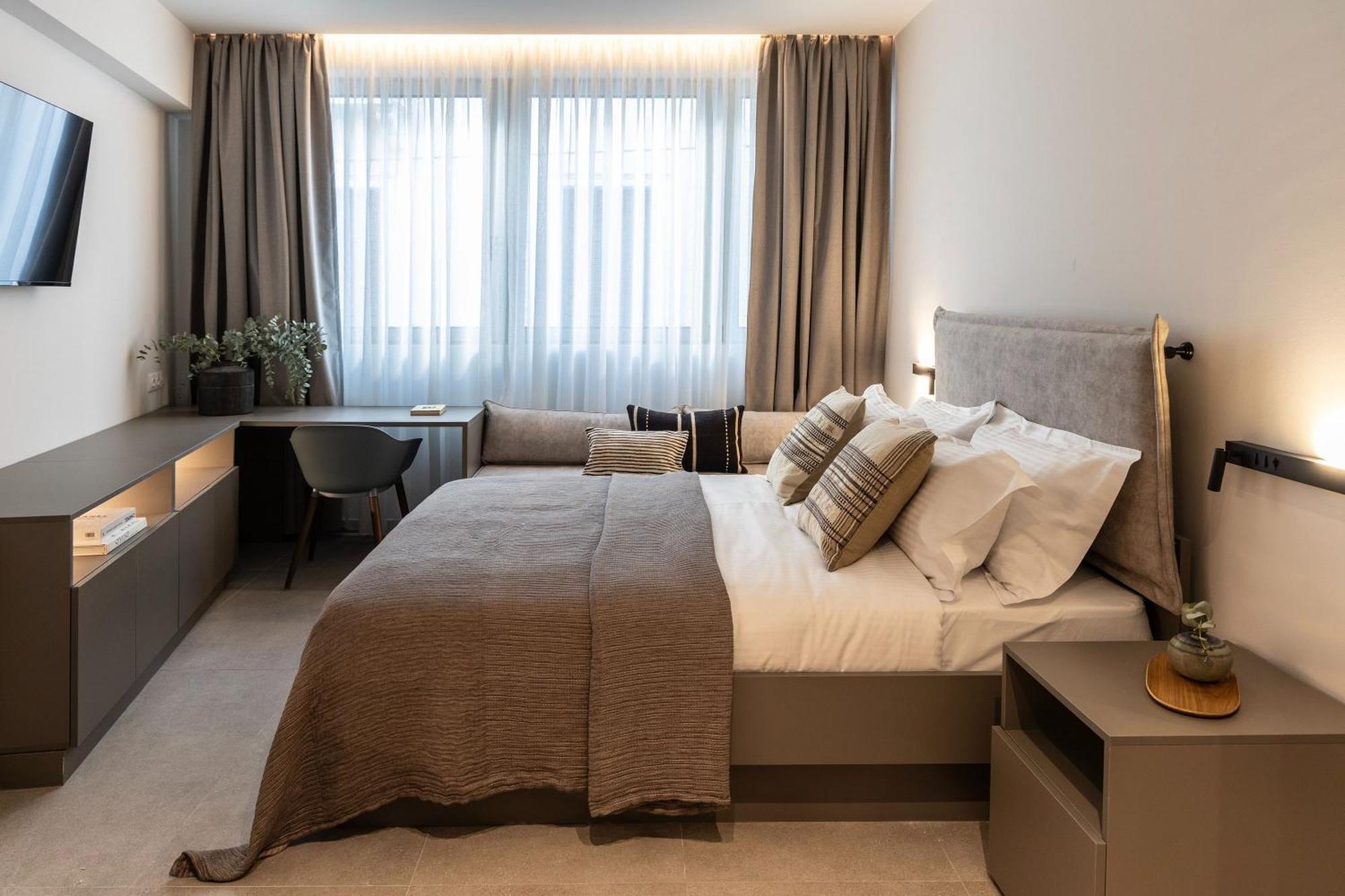 Celestial Athens Suites At Praxitelous Exteriör bild
