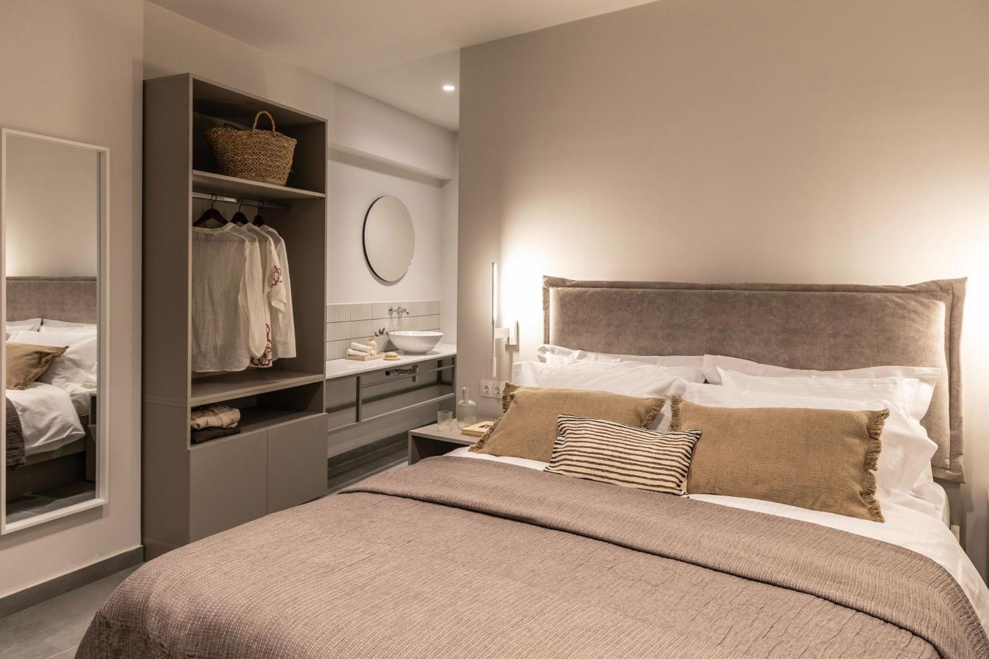 Celestial Athens Suites At Praxitelous Exteriör bild