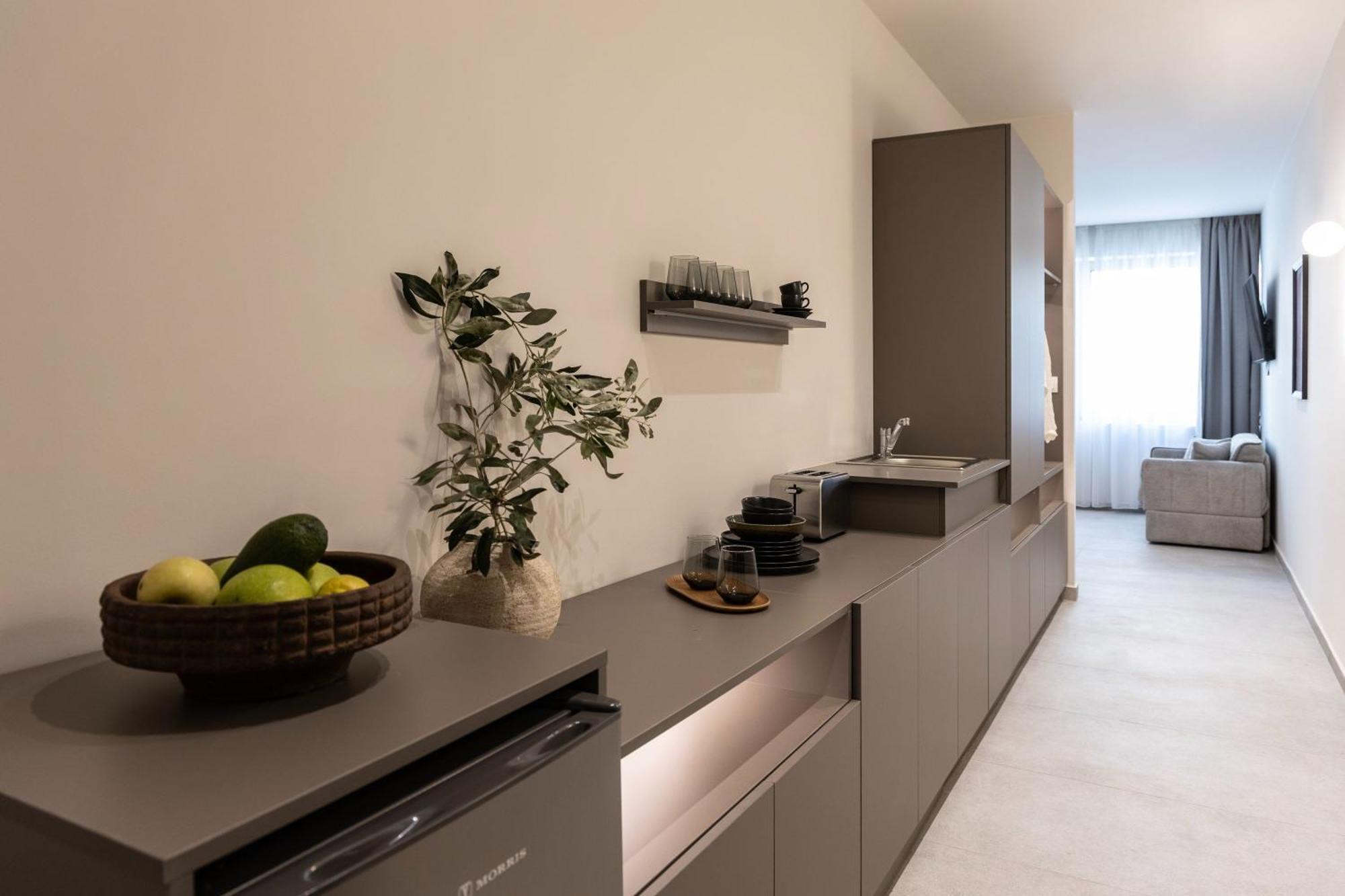 Celestial Athens Suites At Praxitelous Exteriör bild