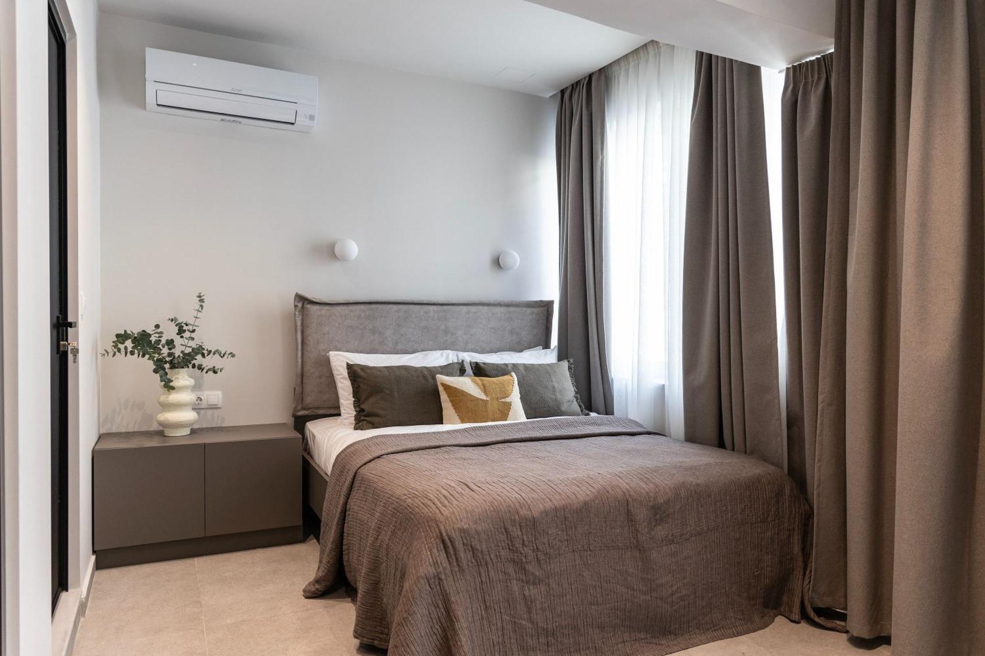 Celestial Athens Suites At Praxitelous Exteriör bild