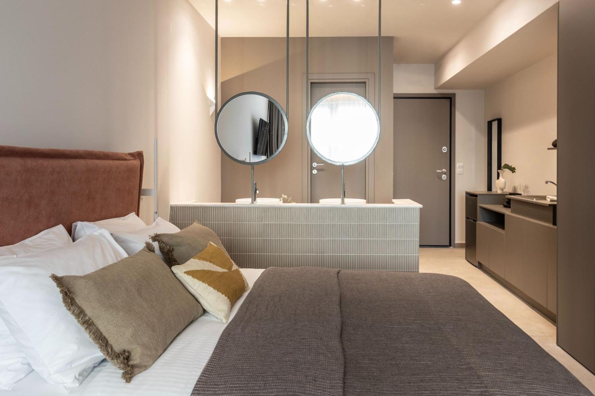 Celestial Athens Suites At Praxitelous Exteriör bild
