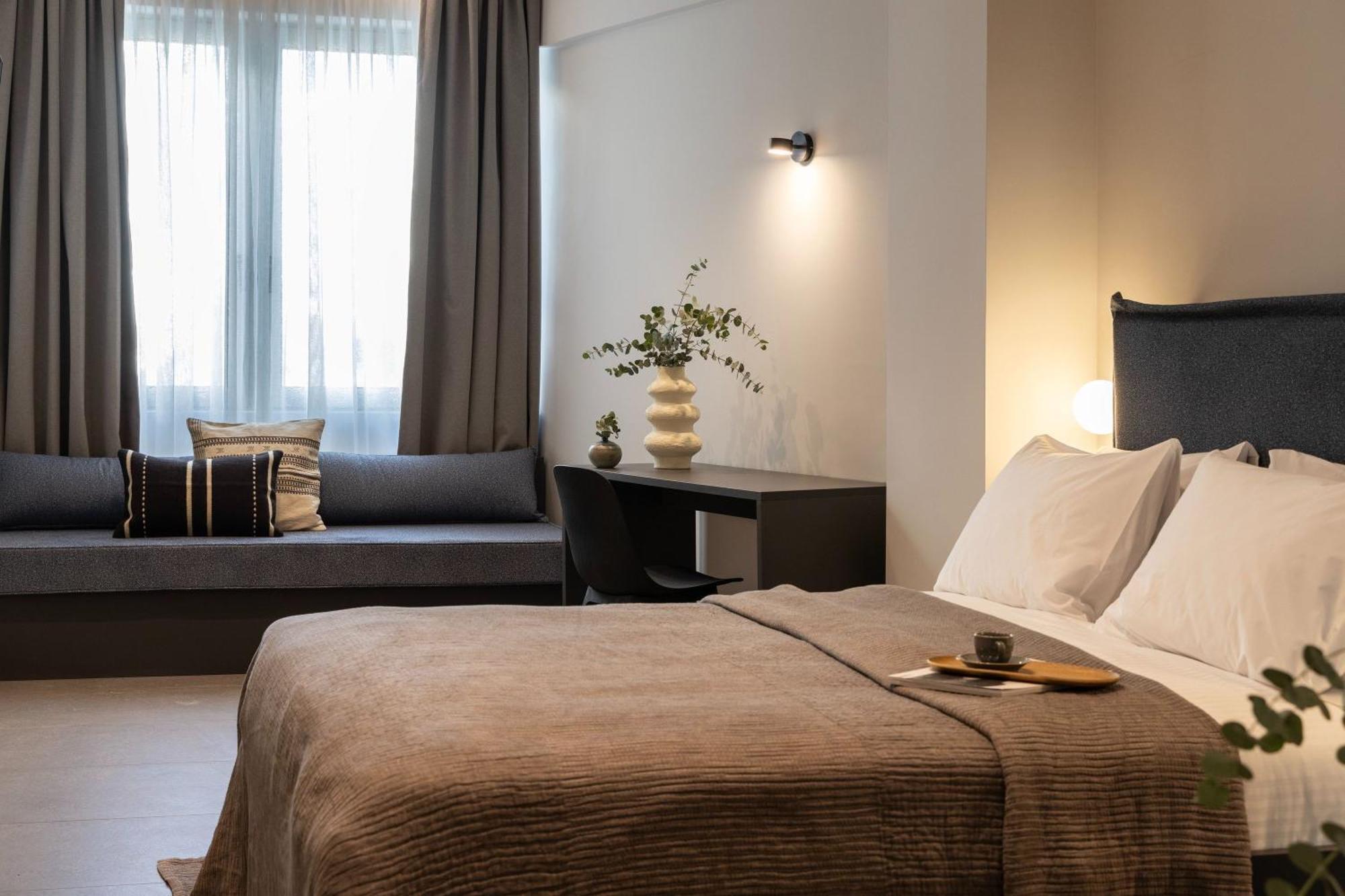 Celestial Athens Suites At Praxitelous Exteriör bild